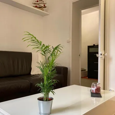 Saint Paul - Charming